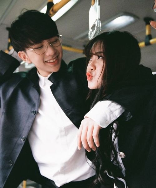 Mối quan hệ cạ cứng là gì